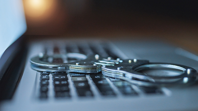 1989: U.S. Secret Service Captures Notorious Hacker Queen