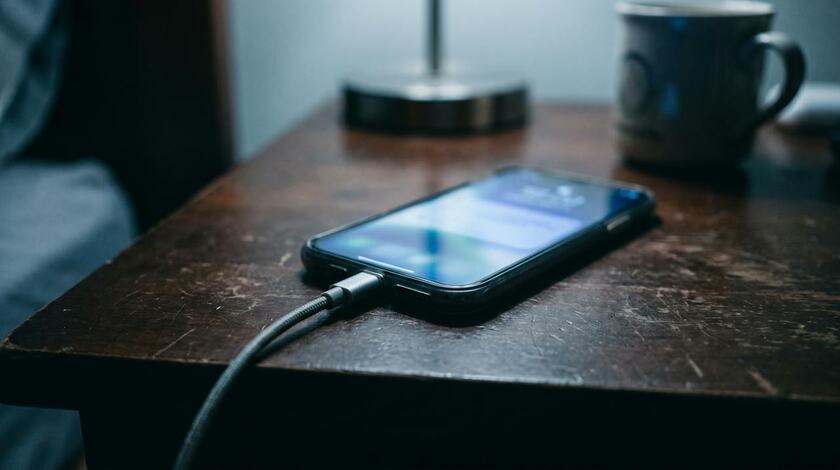 Quieter DarkSword Variant Steals iPhone Keychains and Crypto Wallet Data on the Device